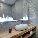 Panorama Apartment *